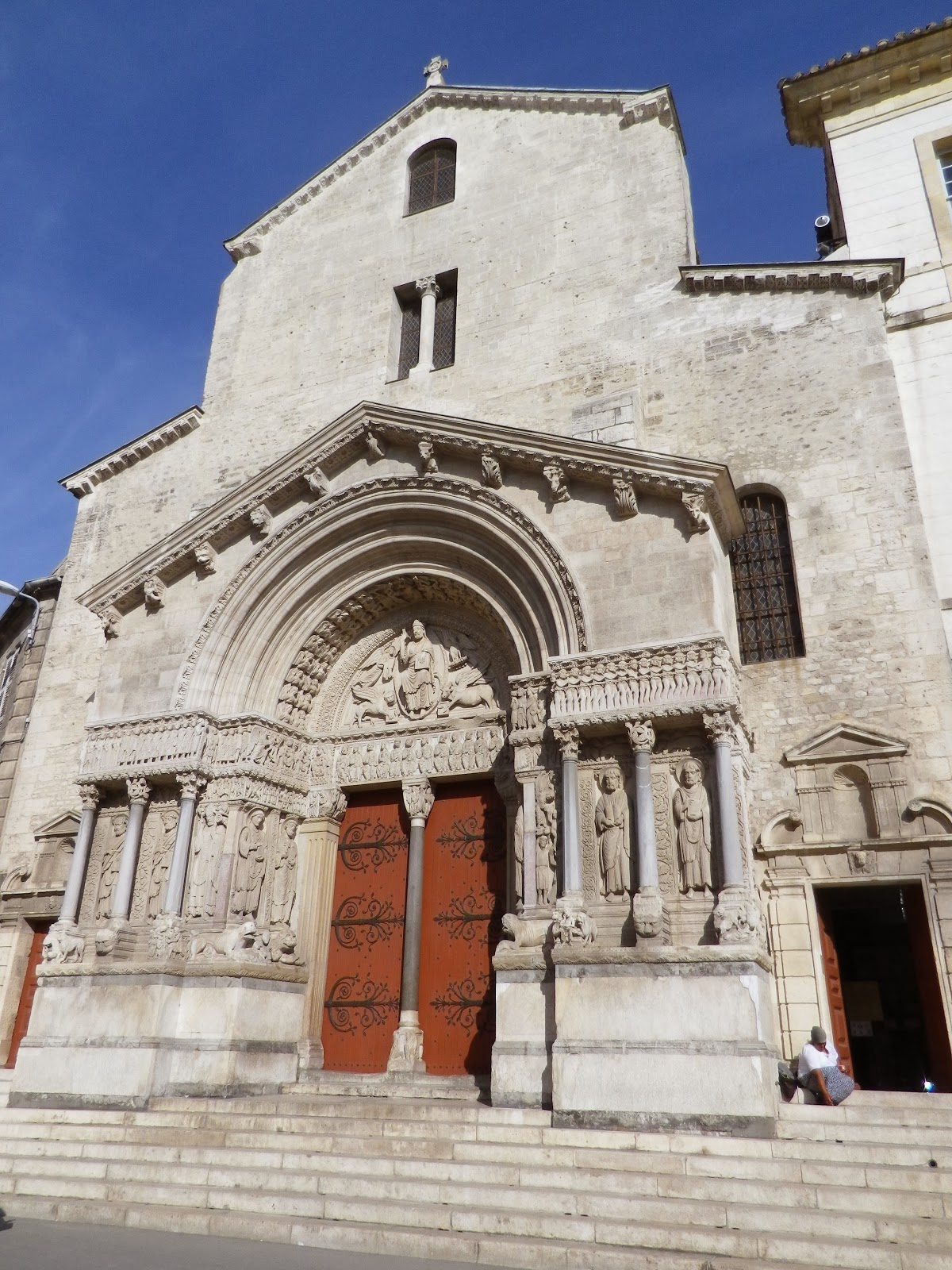 PELERINAGE Basilique SaintTrophime à Arles