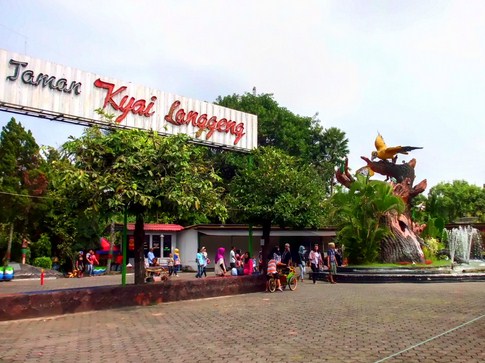 Keindahan Destinasi Wisata Taman Kyai Langgeng Di Jl. Cempaka No 6 Magelang Jawa Tengah - Ihategreenjello