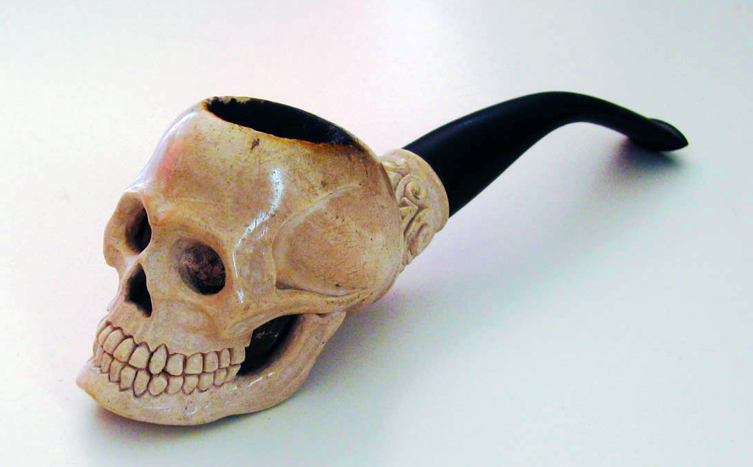 meerschaum skull pipe