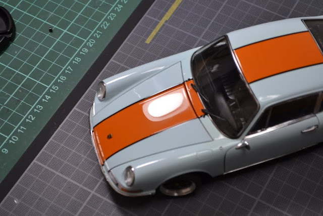 Porsche 911 Gulf 1:18