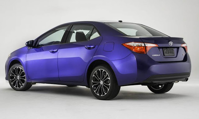 Novo Toyota Corolla 2014 - traseira