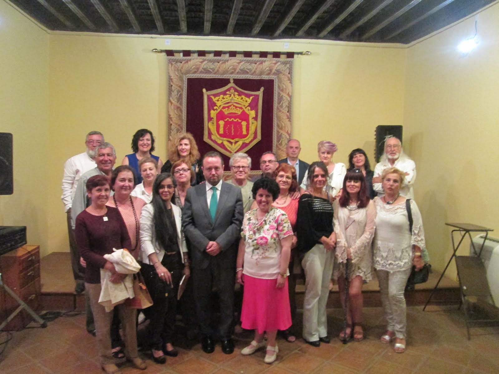 Ronda, entrega de la Medalla al Colectivo," Giner de los Rios"