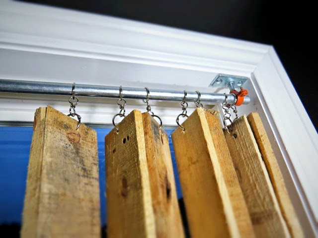 close up view of pallet wood blinds top