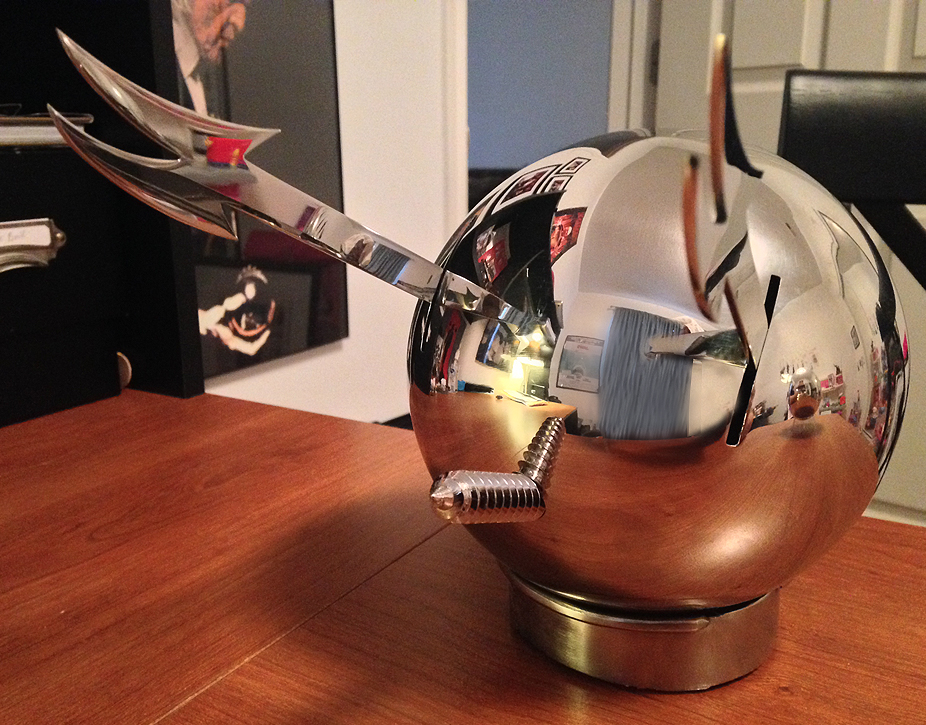 the PHANTASM ARCHIVES! Review Silver Sphere Replica by BAKERProps