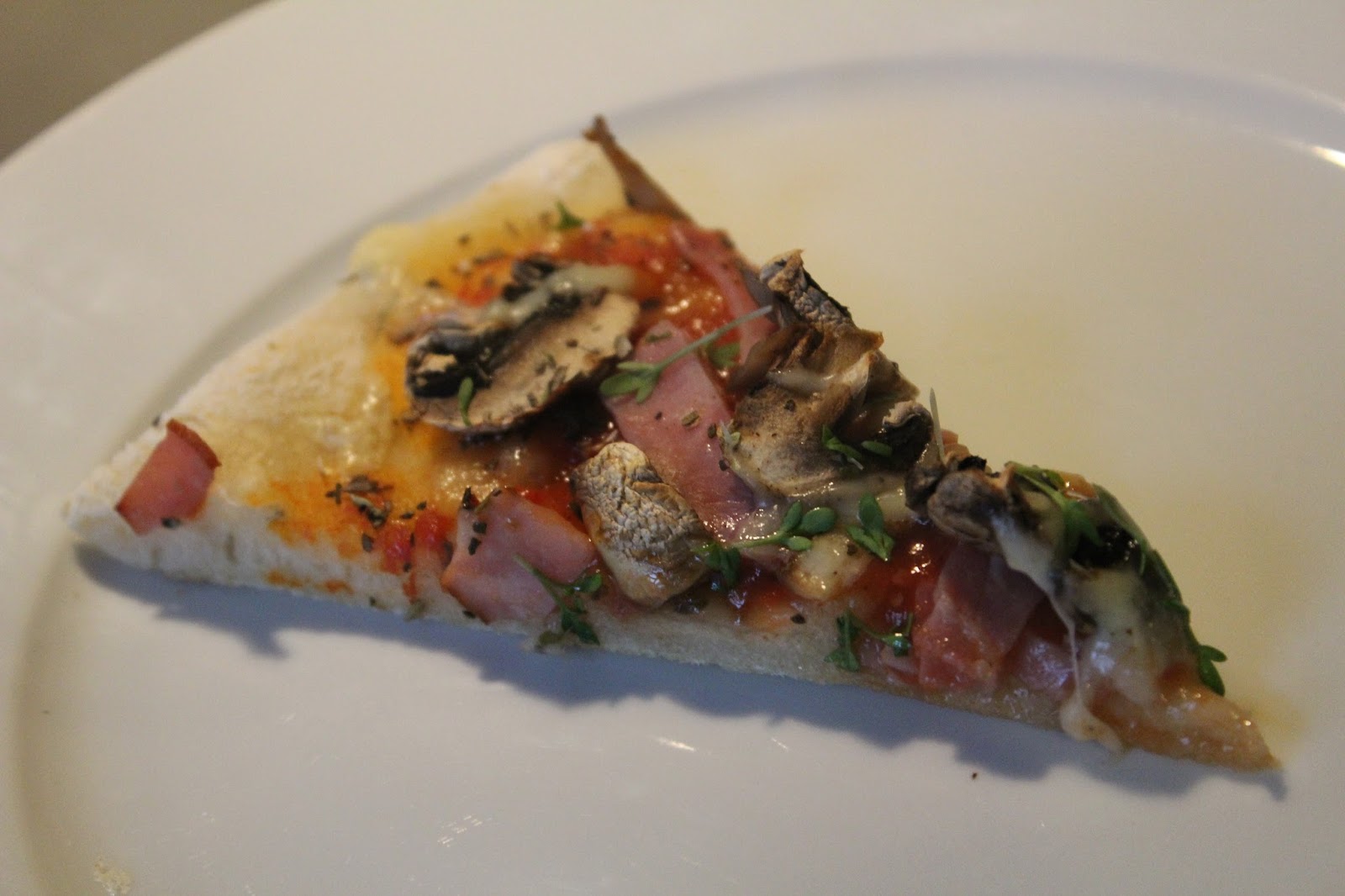 Pizza prosciutto e funghi glatzkoch.de