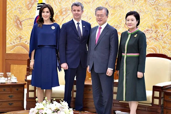 Crown Princess Mary wore Vionnet cape dress: fashion, style and exclusivity for this French brand by Madeleine Vionnet