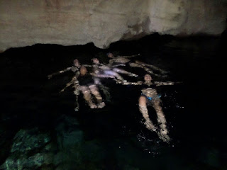 lago caverna buraco das araras formosa goias