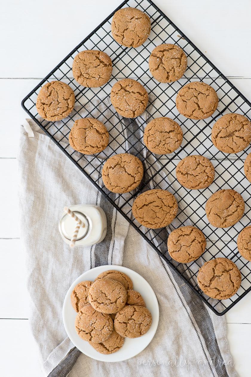 Classic Ginger Molasses Cookies | Old-fashioned recipe with perfectly crinkled top and chewy center | personallyandrea.com