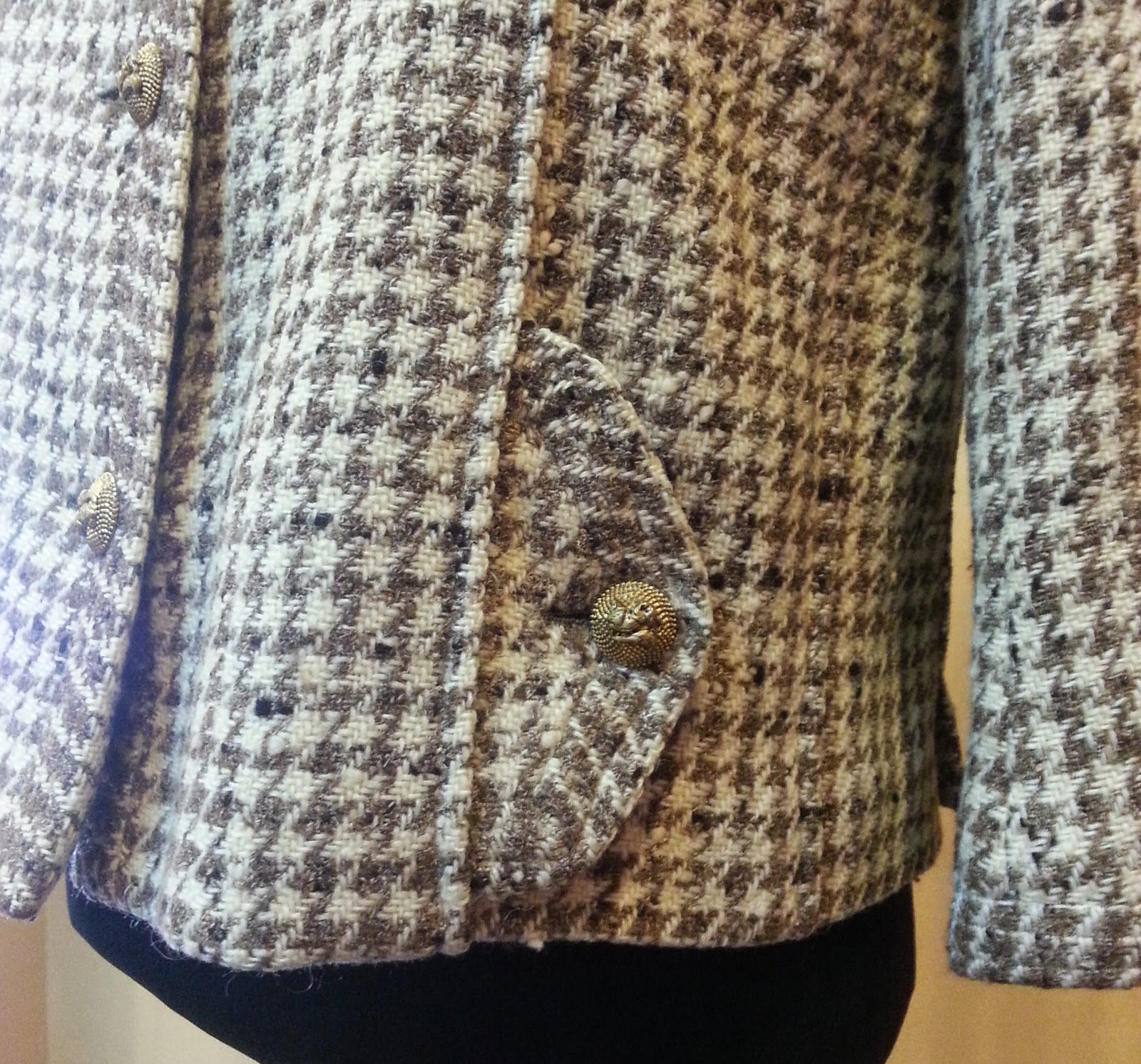 Sewing Cafe: Claire Schaeffer- Chanel and That Suit class review