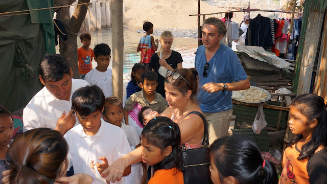 Les enfants avec Tony Geeraerts Les enfants avec Tony Geeraerts
