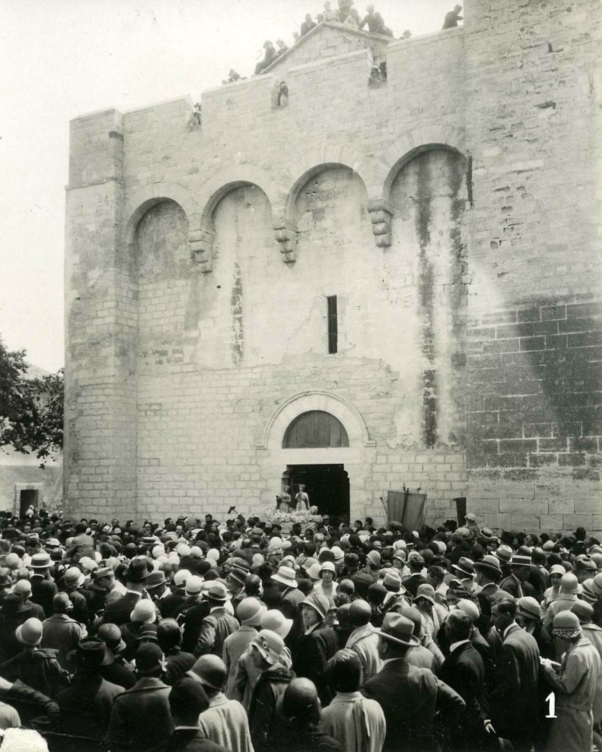Vintage Photos of Everyday Life in Romani Communities Across Western Europe, 1930s - 21