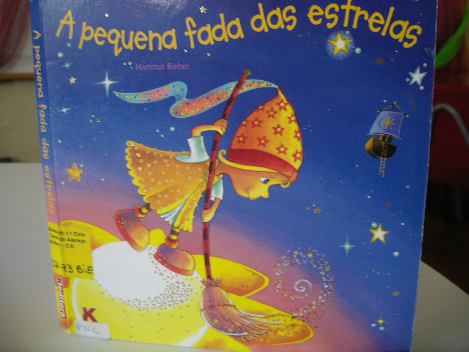 BIBLIOTECA DAS CRIANÇAS: HORA DO CONTO COM A PRÉ-ESCOLAR