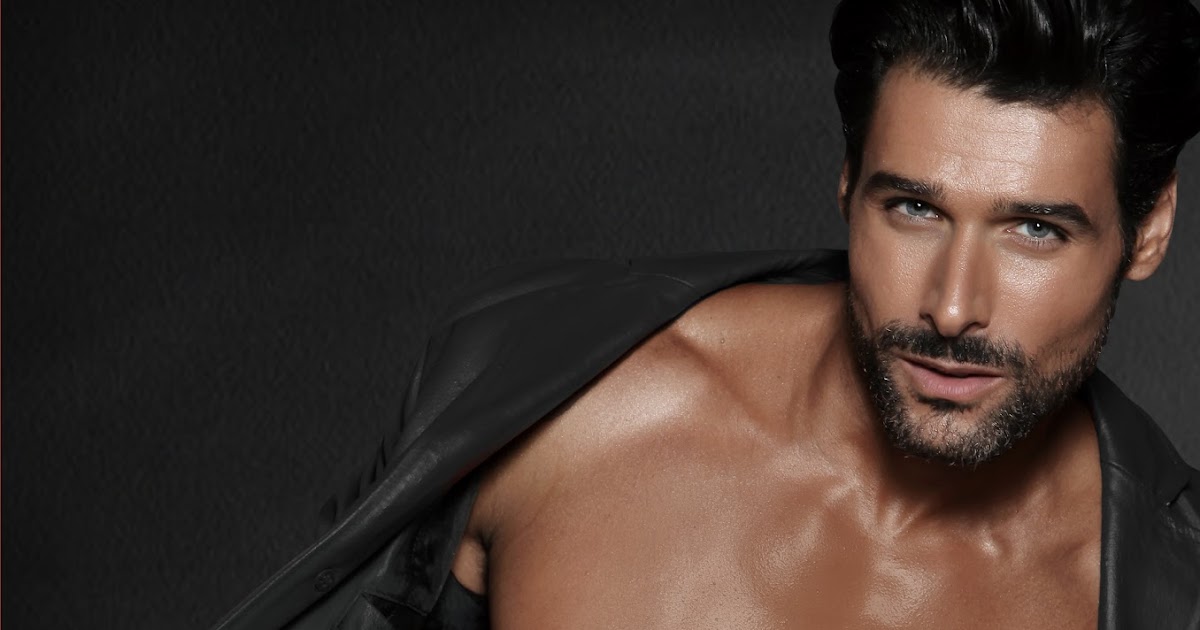 Readers Retreats Cover Reveal Mister Moneybags by Vi Keeland