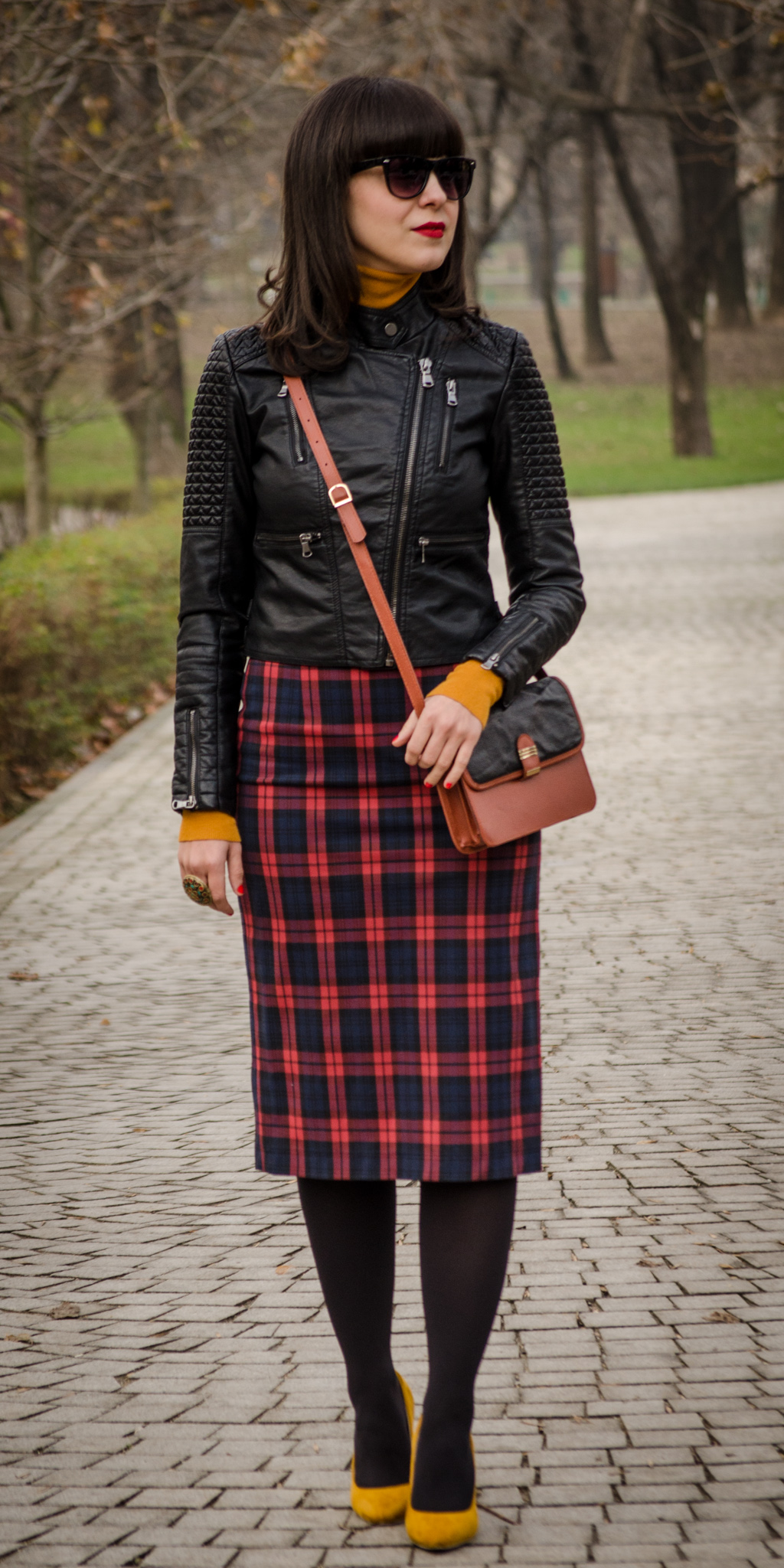 Miss Green: Rock those tartan checkers