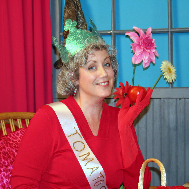 Sweet Swine County's reigning Tomato Queen admits she don't like tomatos!