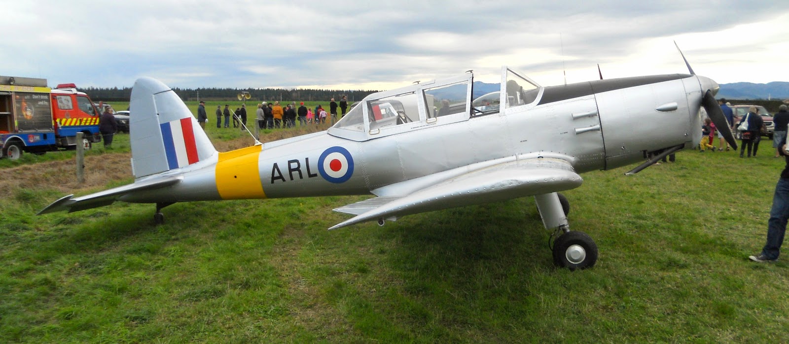 NZ Civil Aircraft Darfield Wings and Wheels.