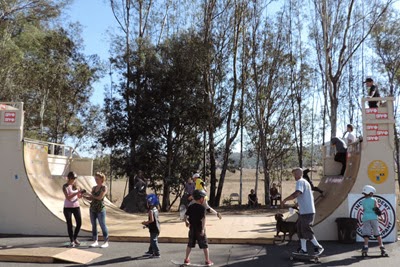 A beautiful SoCal Saturday - Skateboarding at the Park 