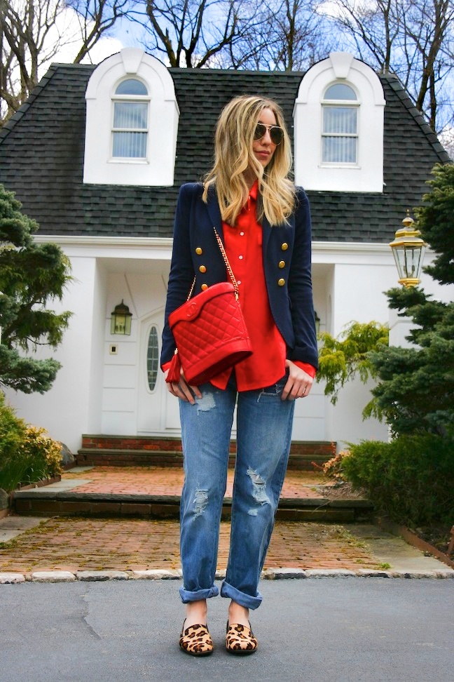 sorelle in style dressing up boyfriend jeans