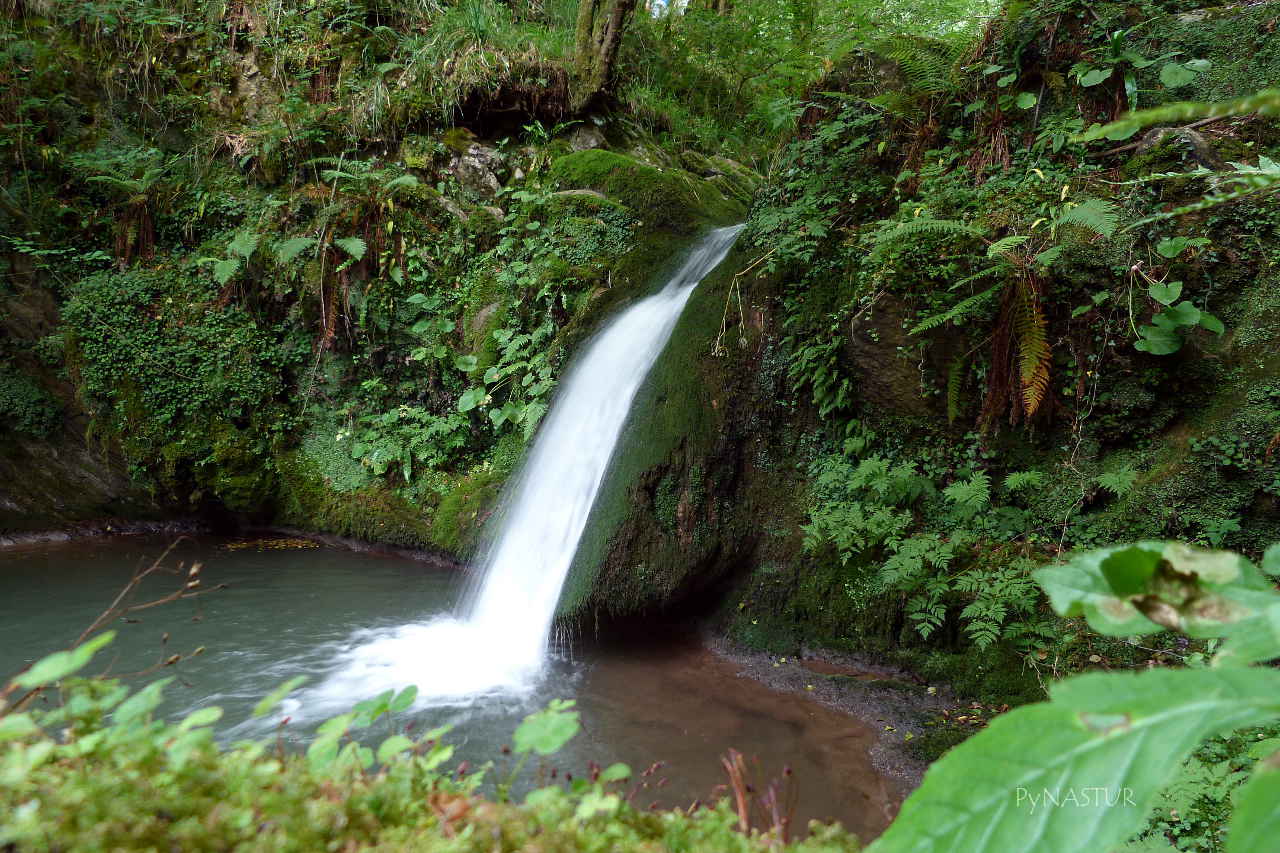 DESFILADERO DE LAS XANAS Asturias ( VILLANUEVA SANTO ADRIANO QUIROS