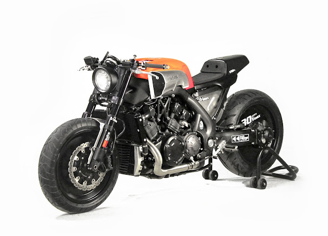 Yamaha Vmax By JvB Moto