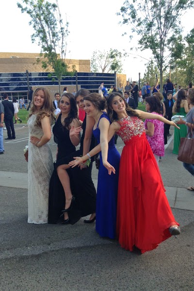 girls in prom girls in prom