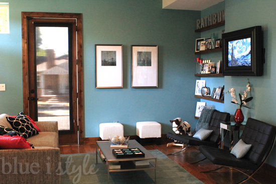 home tour Entry and Living Room | Blue i Style - Creating an