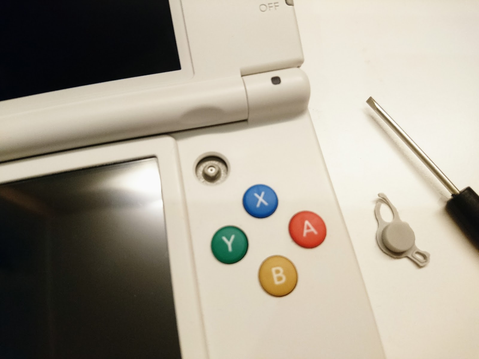 Prototypical Design New 3DS CStick Mod The only way to play Monster