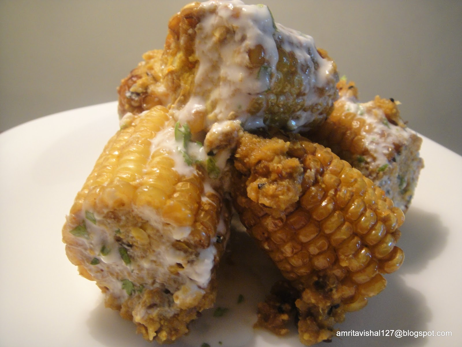 Sweet 'n' Savoury Corn on the Cob in rich Onion sauce