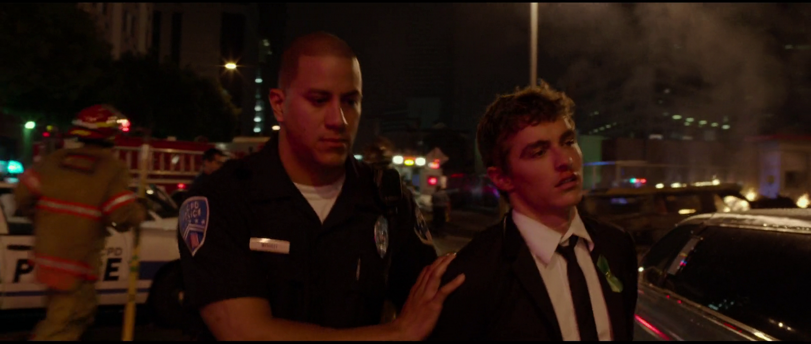 21 Jump Street (2012) - Men Tied Up