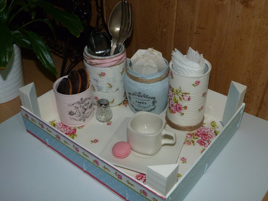 isabelvintage-vintage-caja-fruta-fresas-decorada