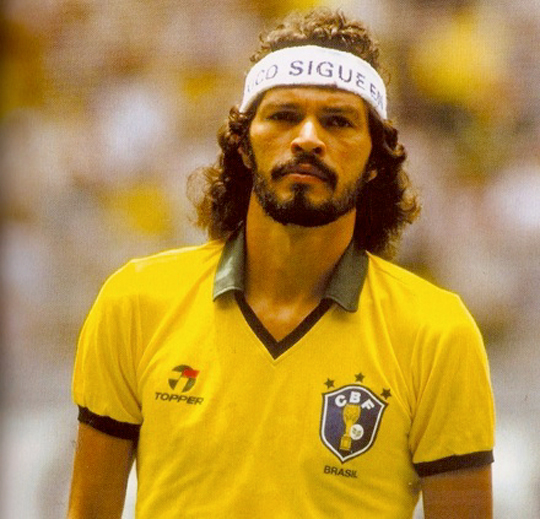 Doutor Sócrates: Um jogador de futebol diferenciado - Show de Camisas