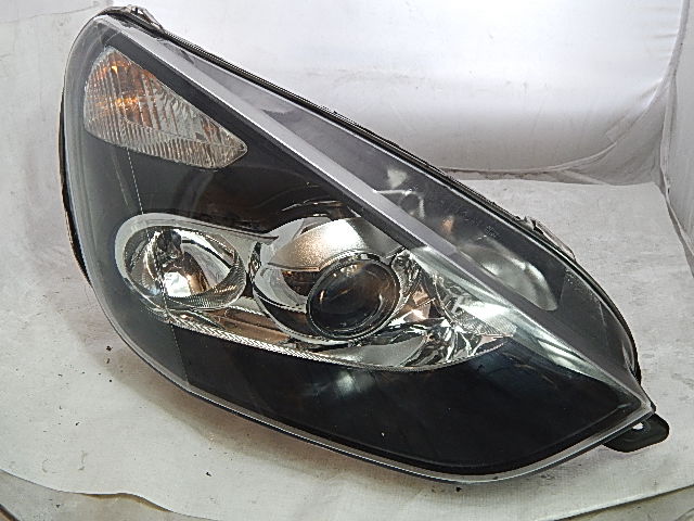 Naprawa świateł samochodowych Ford SMax lampy xenon