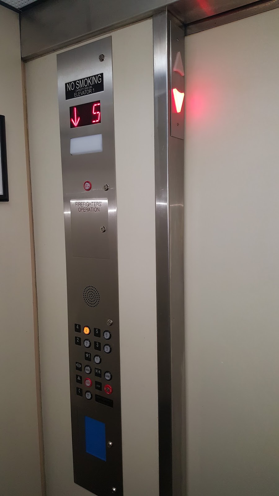 Chicago Elevator Maintenance Colley Elevator Hydraulic elevator