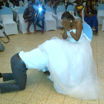 Photo Of The Day: Can You Do This On Your Wedding Day? 5
