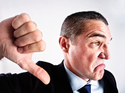 الاشخاص السلبيين