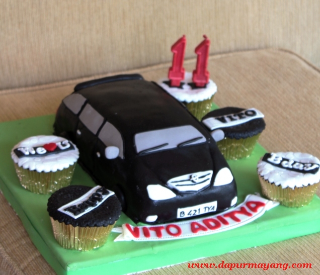 Order Kue Online Adiel Cakes by Dapur Mayang: 3D Innova Cake for Vito