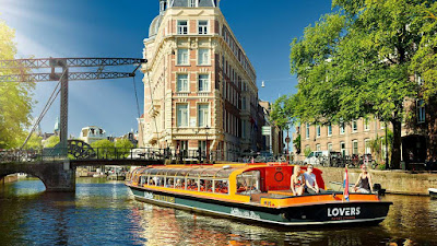 Lovers Canal Cruise