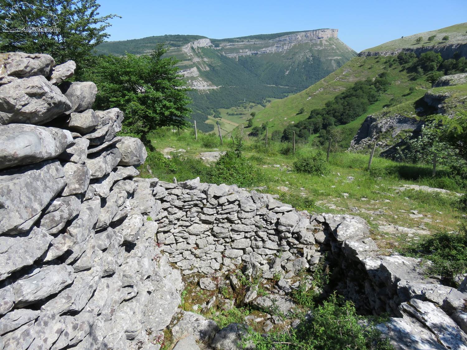 Tierras de Burgos La lobera de San Miguel
