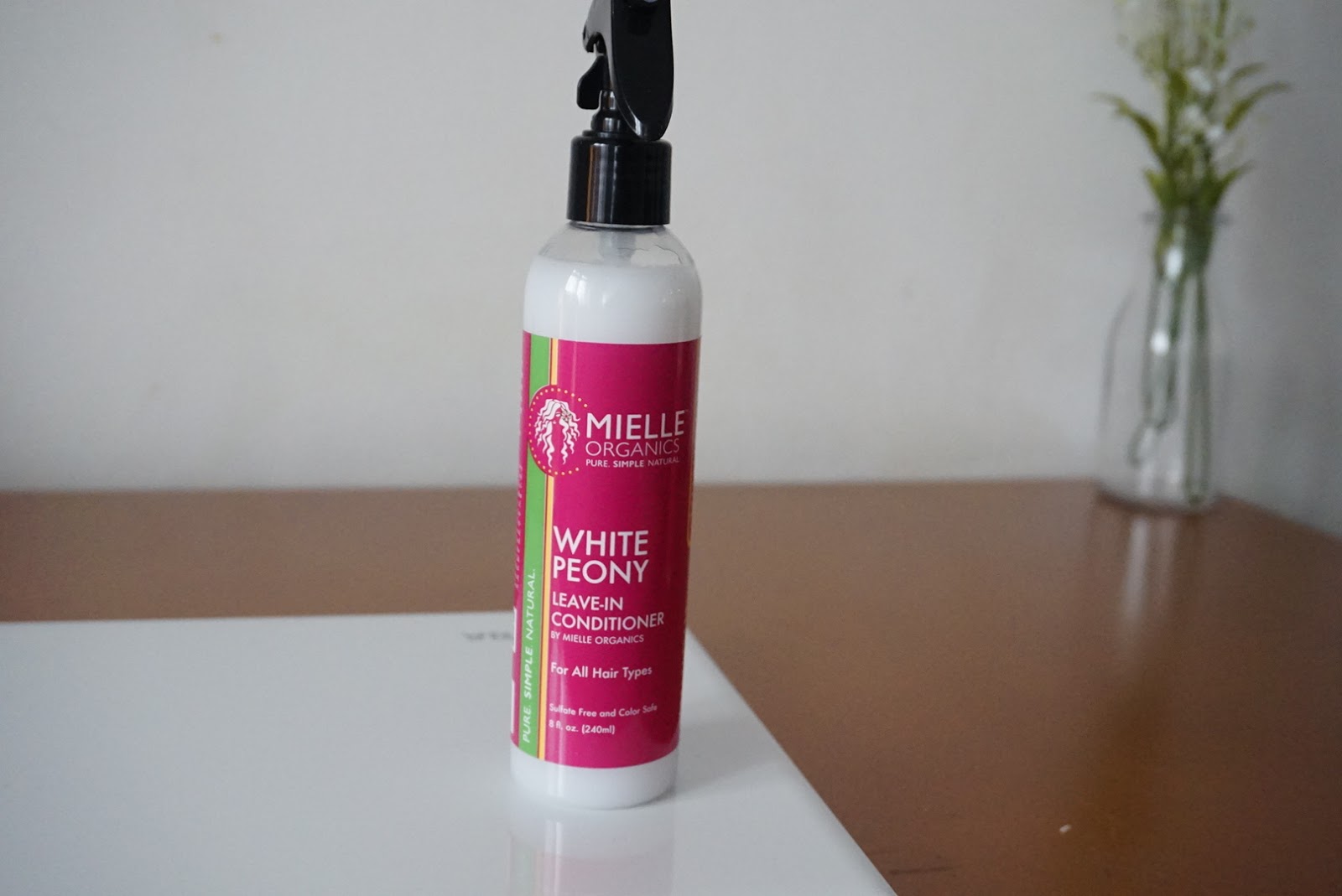 Mielle Organics White Peony LeaveIn Conditioner & Ginger & Honey Styling Gel Review Natures