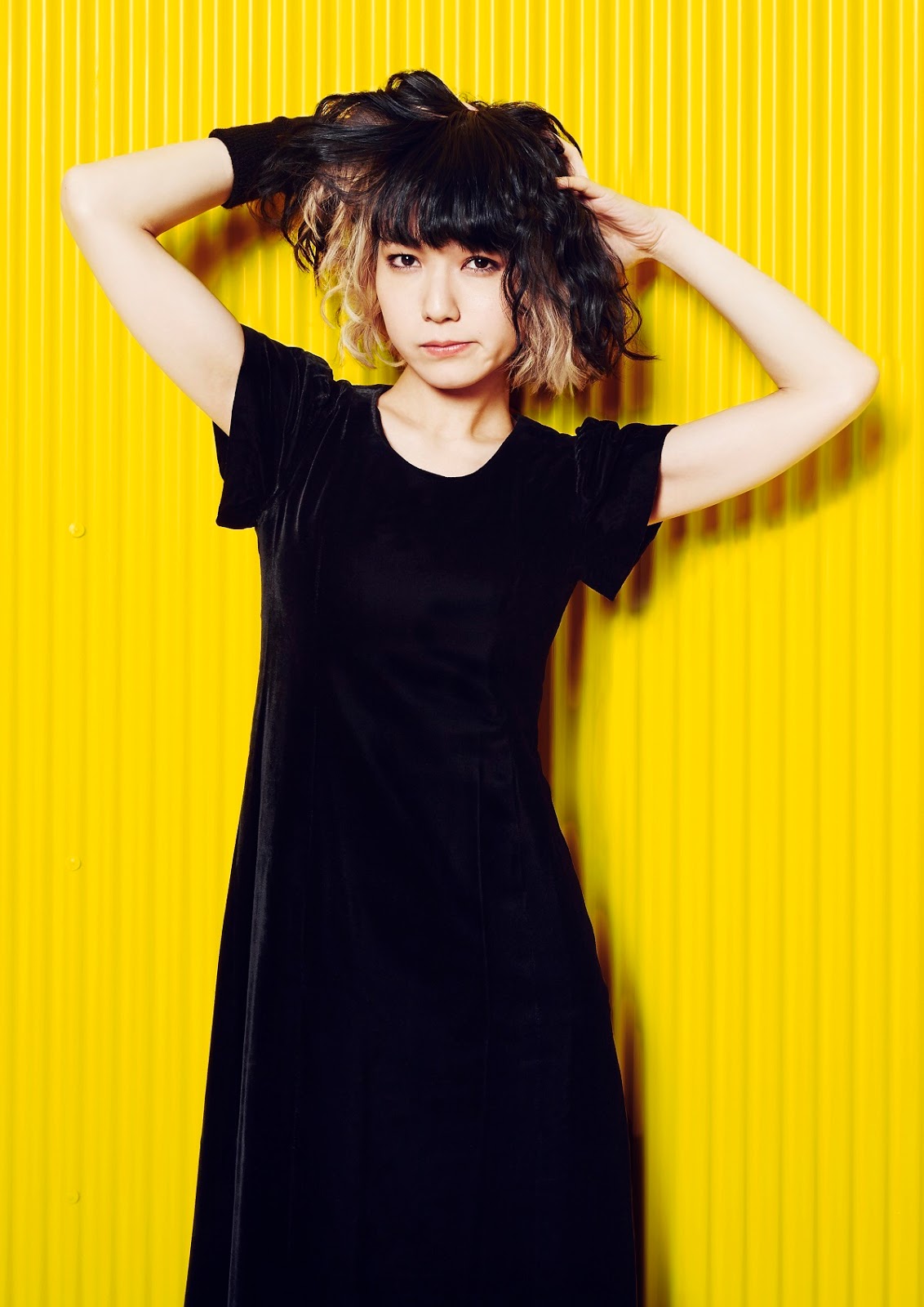 Mami Sasazaki Scandal Yellow Album Scandal Japan Band Wallpaper