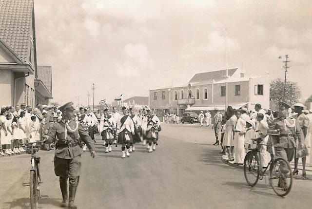 Parade for Queen Wilhelmina on Aruba, 30 August 1941 worldwartwo.filminspector.com