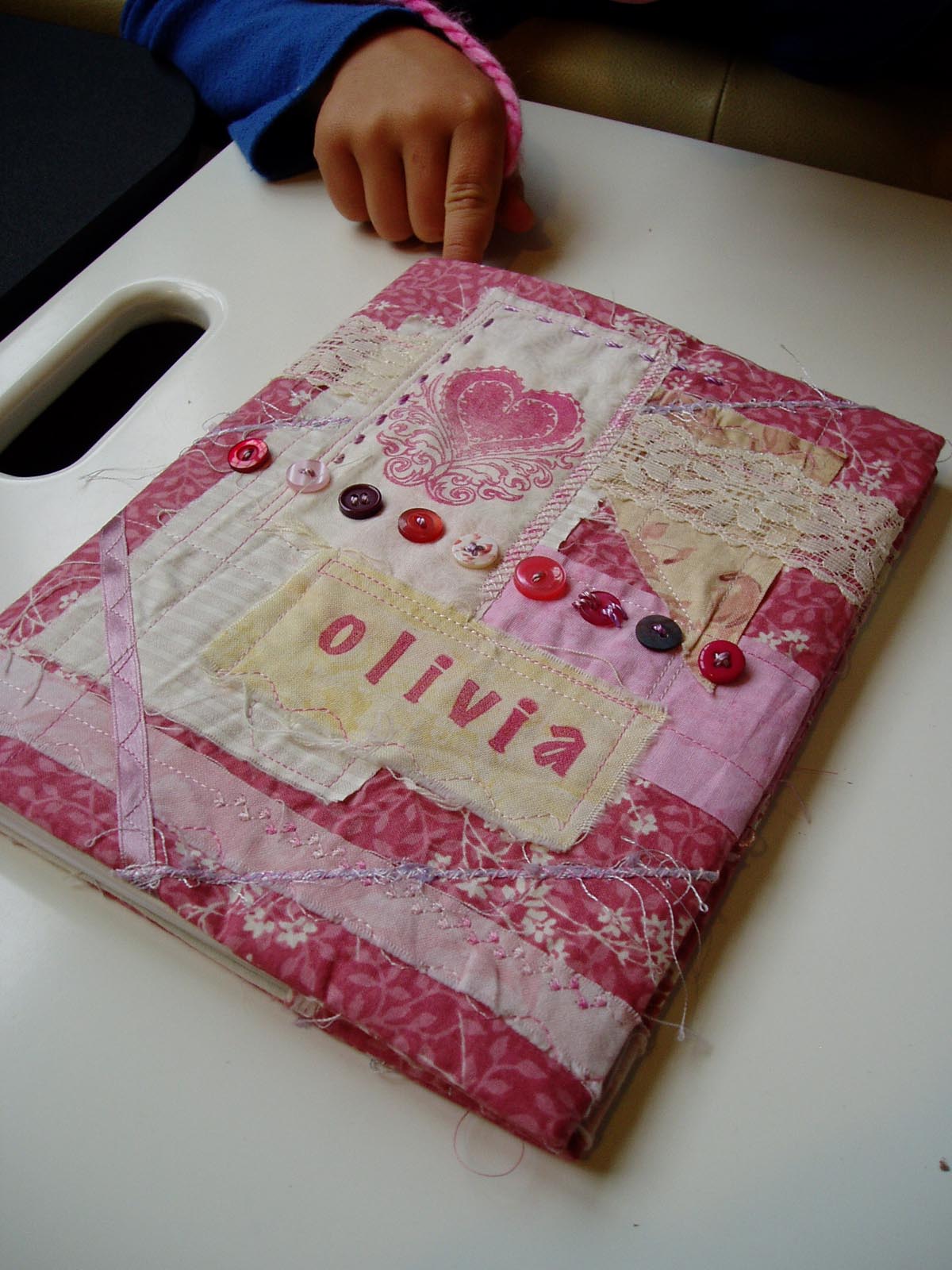 Charlotte Scott Textile Artist Fabric Book Cover Tutorial charlotte-scott-textile-artist-fabric-book-cover-tutorial