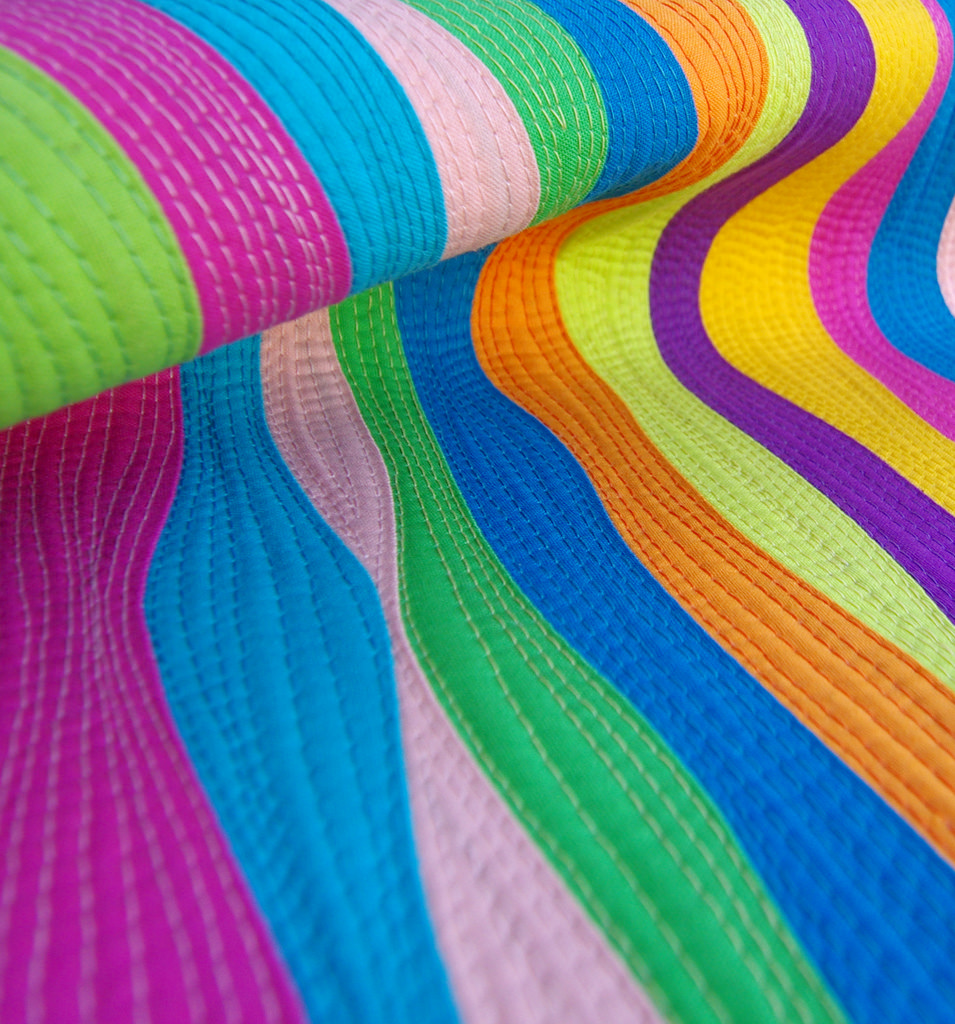 Making Waves - Tutorial: Cutting and Sewing Free Hand Curves