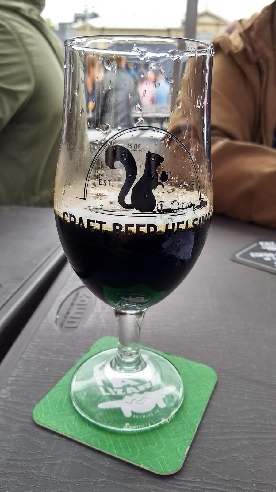 Beer Atlas Olarin Panimo Dips on the Cacao Nibs