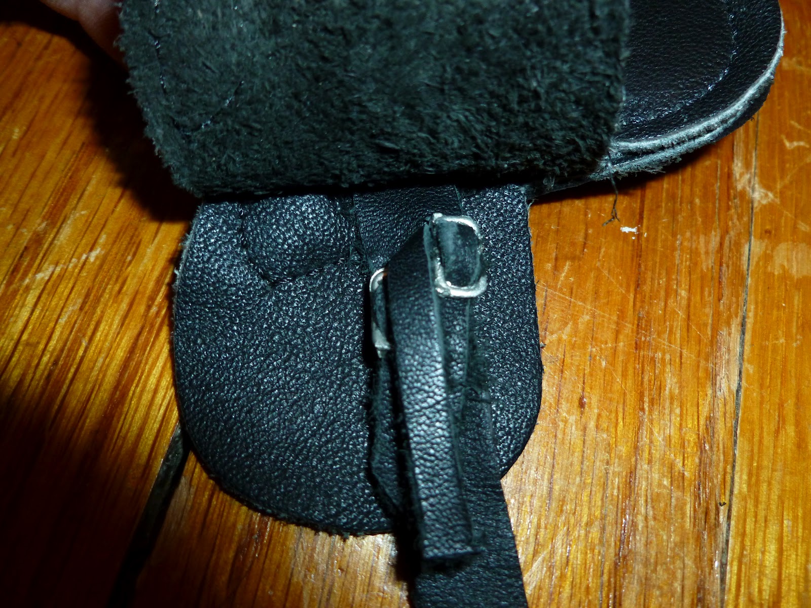 This and That: Black all-purpose saddle with fleece pad $20