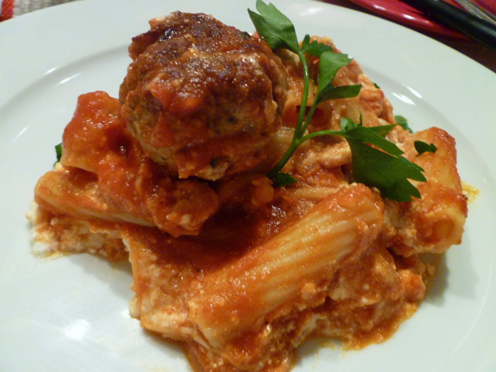 Platetonic Love Baked Ziti with Turkey Meatballs