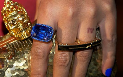 Beyonce Nice In Blue Sapphire Ring2
