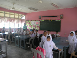 SK Gembut classroom