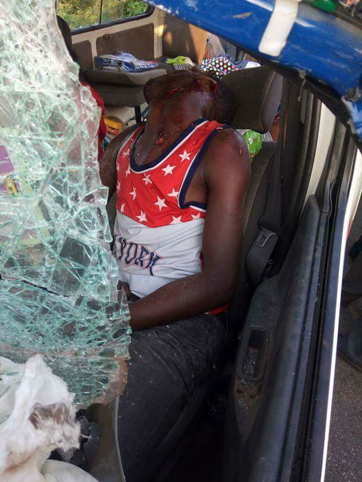 Photos From a Devastating Accident Along WarriUghelli Expressway In