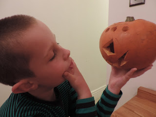 shakespeare's hamlet ode to a carved pumpkin